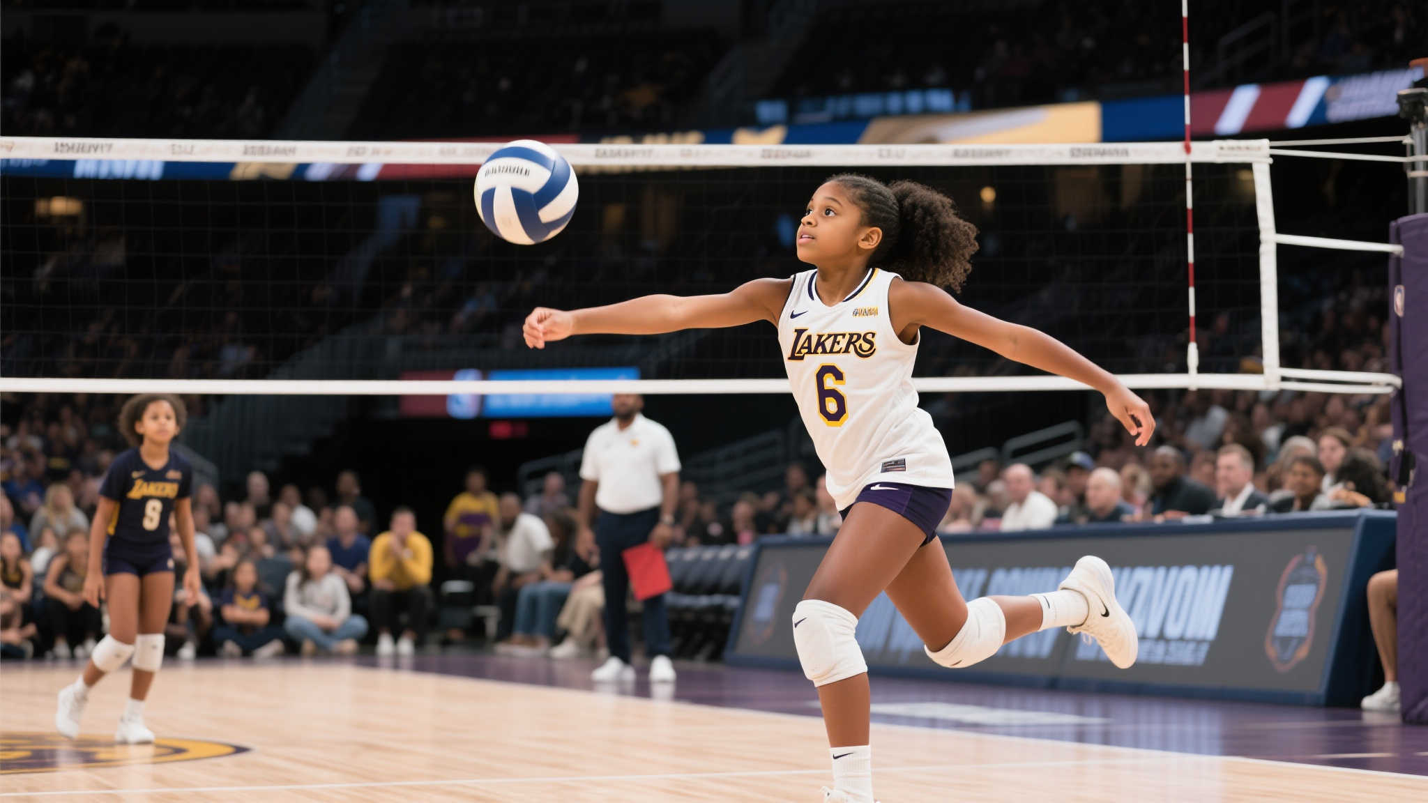 詹嫂分享小女儿Zhuri排球比赛精彩片段,6号詹姆斯球衣抢眼 詹嫂分享小女儿Zhuri排球比赛精彩片段,6号詹姆斯球衣抢眼